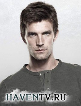   (Lucas Bryant)