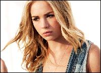 haventv.ru_britt_robertson_014 (957x687, 116 k...)